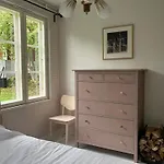 Vila Vaeaeksyn Mummola *