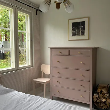 Villa Vaeaeksyn Mummola *