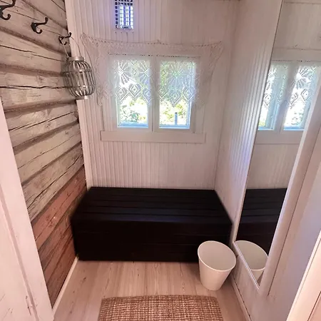 Vaeaeksyn Mummola Villa Vaaksy